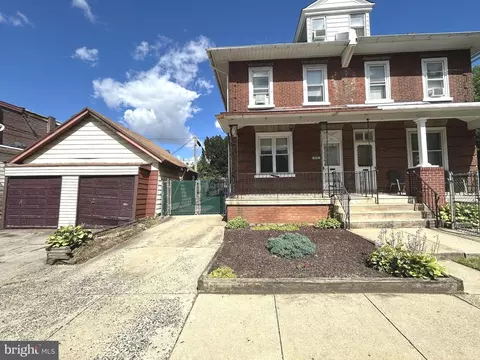 5731 N 4th St, Philadelphia, PA 19120