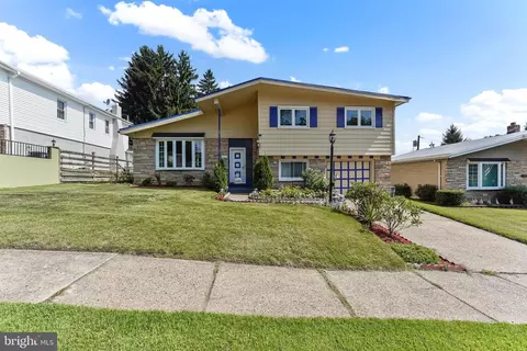 1607 Colima Rd, Philadelphia, PA 19115