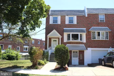 11119 Dora Dr, Philadelphia, PA 19154
