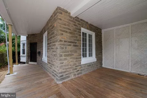7127 Boyer St, Philadelphia, PA 19119
