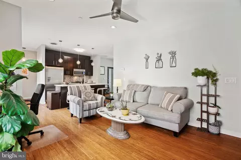 1231 N 3rd St #2B, Philadelphia, PA 19122