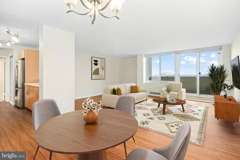 604 S 36 S Washington Sq #2407, Philadelphia, PA 19106