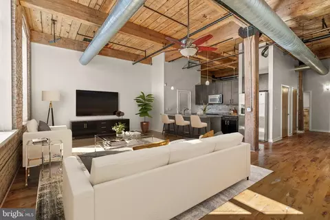 1524 N Hancock St #302, Philadelphia, PA 19122