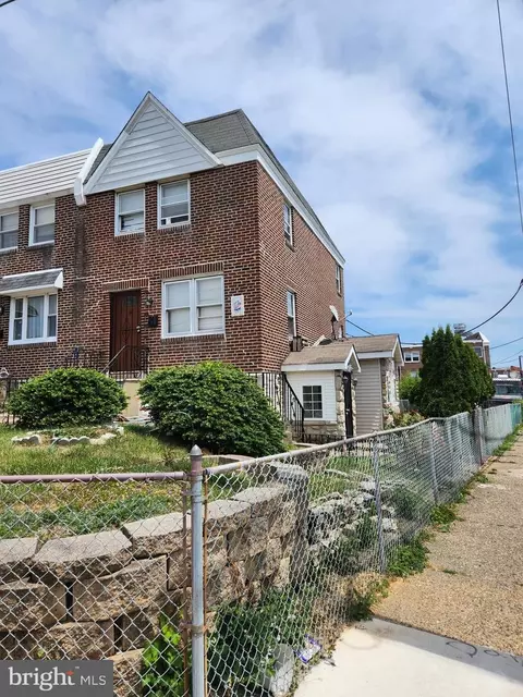 7201 Saul St, Philadelphia, PA 19149