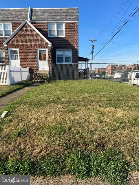 1143 Saint Vincent St, Philadelphia, PA 19111