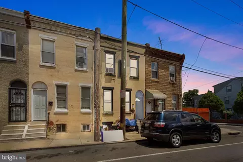 1653 Orthodox St, Philadelphia, PA 19124
