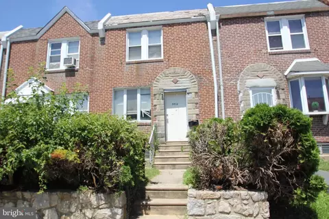 5916 Crystal St, Philadelphia, PA 19120
