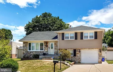 9343 Ditman St, Philadelphia, PA 19114
