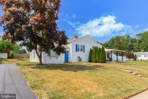 846 Grakyn Ln, Philadelphia, PA 19128