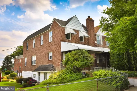 942 E Allens Ln, Philadelphia, PA 19150