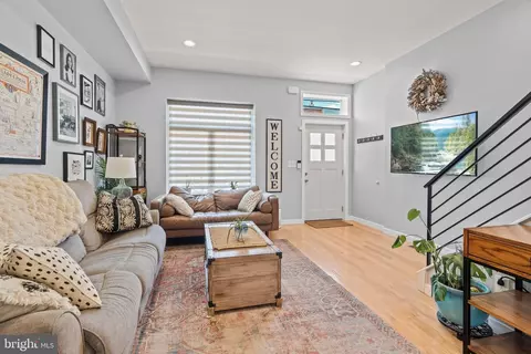 1220 W Ritner St, Philadelphia, PA 19148