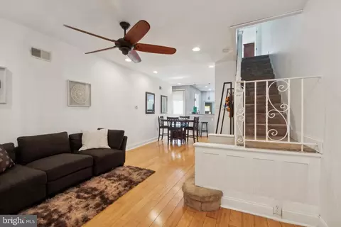 1720 N Redfield St, Philadelphia, PA 19151