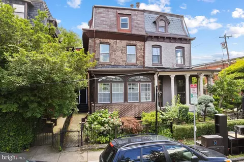 1422 Castle Ave, Philadelphia, PA 19145