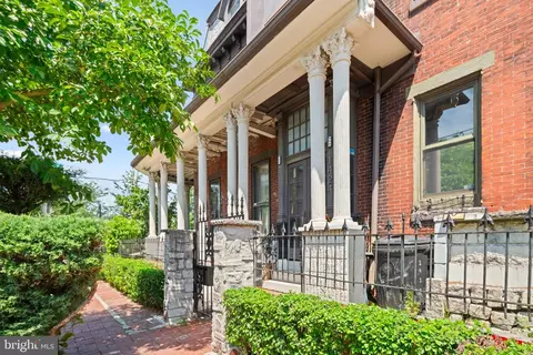 1424 Castle Ave, Philadelphia, PA 19145