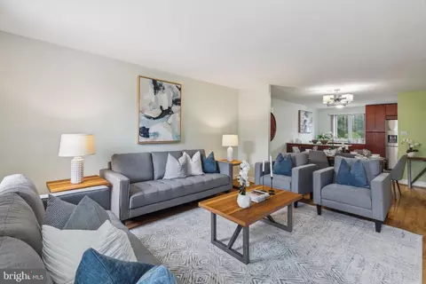 9401 Woodbridge Rd, Philadelphia, PA 19114