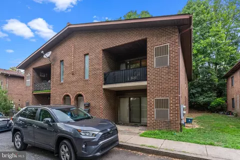 1511 Grant Ave, Philadelphia, PA 19115