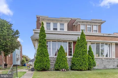 7348 Dorcas St, Philadelphia, PA 19111