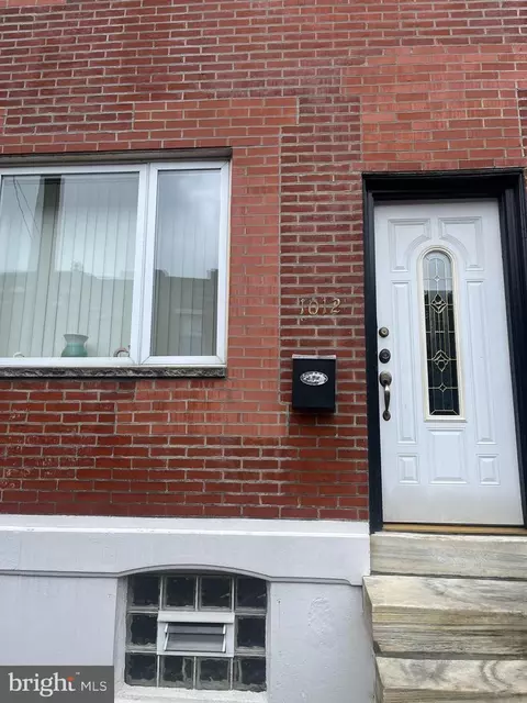 1012 Tasker St, Philadelphia, PA 19148