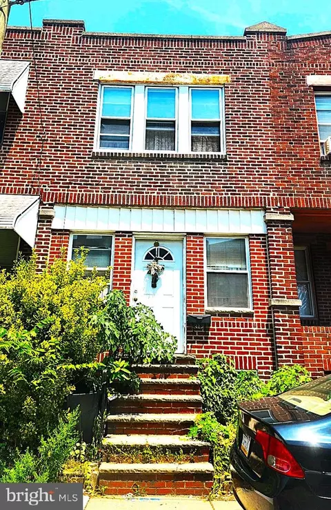 2425 Fitzgerald St, Philadelphia, PA 19145