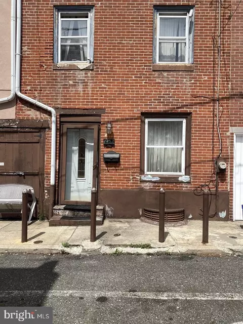 1432 N Leithgow St, Philadelphia, PA 19122