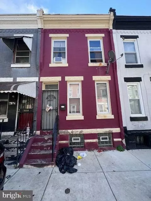 2521 N Douglas St, Philadelphia, PA 19132