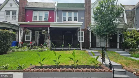 6425 N 17th St, Philadelphia, PA 19126