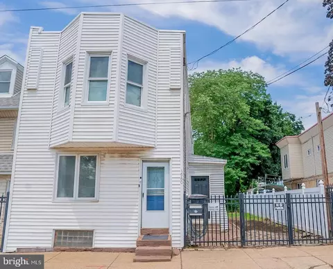 3960 62 Richmond St, Philadelphia, PA 19137