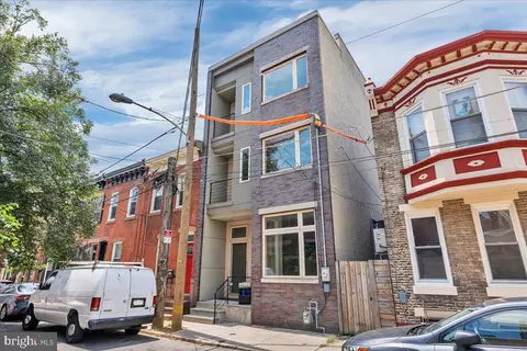 1138 E Oxford St, Philadelphia, PA 19125