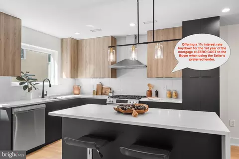 1034 S Reese St, Philadelphia, PA 19147