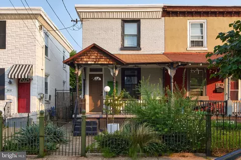 2618 Coral St, Philadelphia, PA 19125