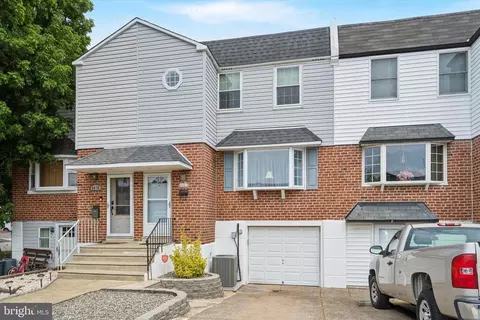 4417 Crosland Rd, Philadelphia, PA 19154