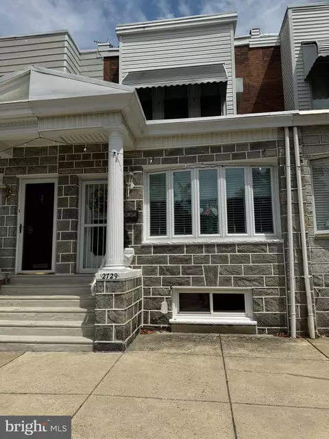 2729 S Smedley St, Philadelphia, PA 19145