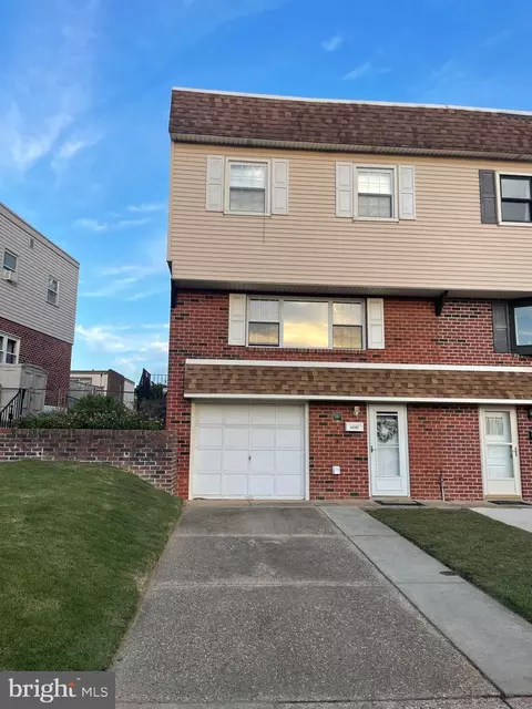 11107 Templeton Dr, Philadelphia, PA 19154