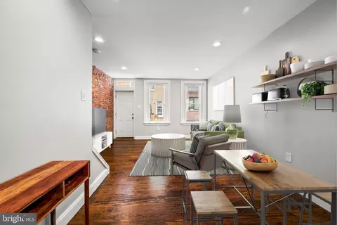 1534 S Bambrey St, Philadelphia, PA 19146