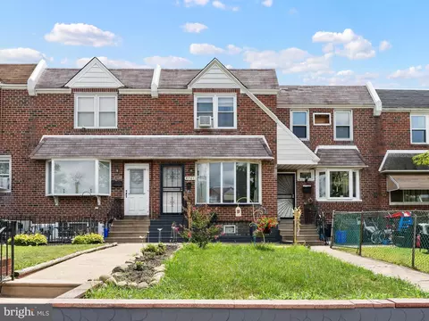 8761 Marsden St, Philadelphia, PA 19136