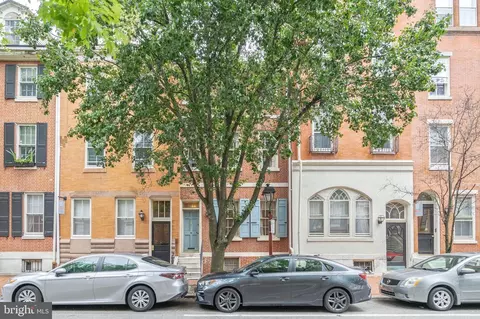 725 Spruce St, Philadelphia, PA 19106