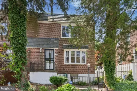 6114 Gardenia St, Philadelphia, PA 19144