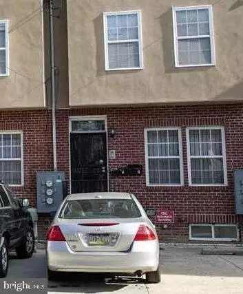 1821 N 18th St, Philadelphia, PA 19121