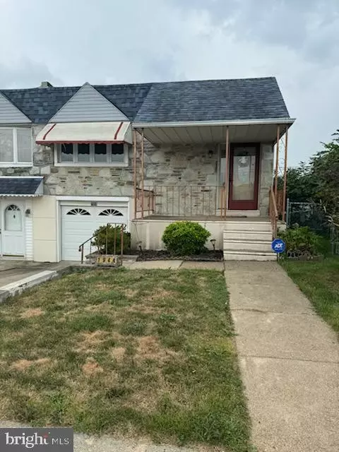 1944 President St, Philadelphia, PA 19115
