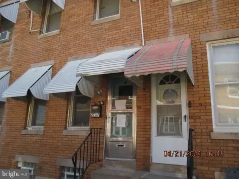2737 Plum St, Philadelphia, PA 19137