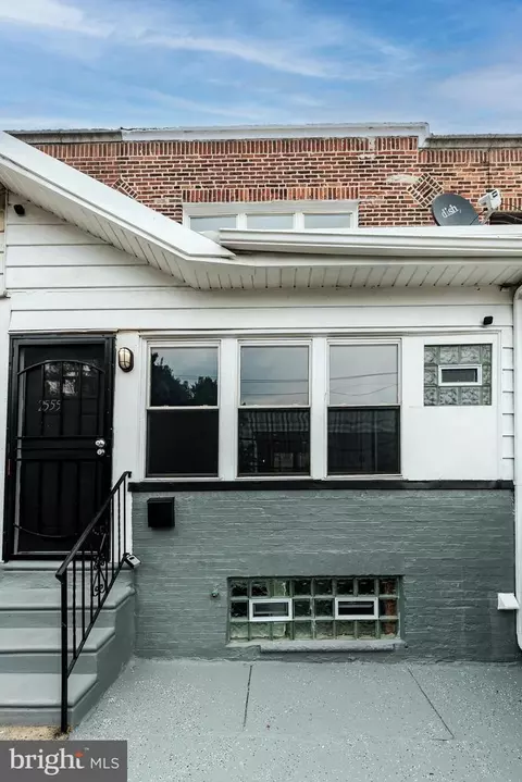 2555 S 62nd St, Philadelphia, PA 19142