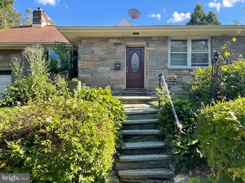 6455 N 12th St, Philadelphia, PA 19126