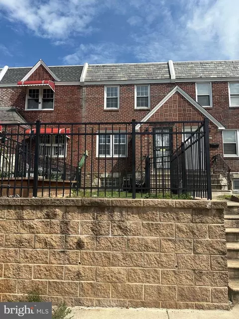 6615 Eastwood St, Philadelphia, PA 19149
