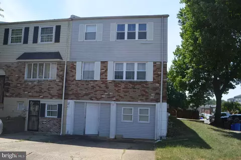 3323 Ashfield Ln, Philadelphia, PA 19114