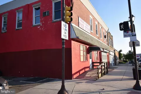 4700 2 Knorr St, Philadelphia, PA 19135