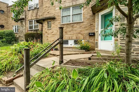 506 S Pleasant Pl, Philadelphia, PA 19119