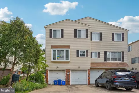 1509 Gregg St #B, Philadelphia, PA 19115