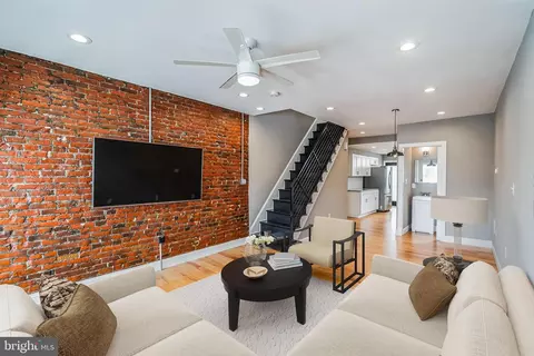 2614 E York St, Philadelphia, PA 19125