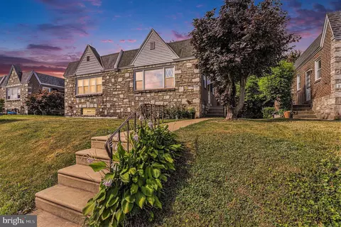 1724 Benson St, Philadelphia, PA 19152