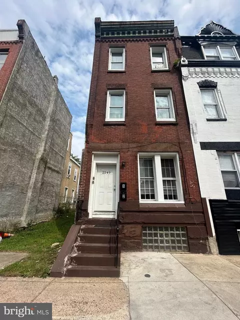 2249 N 16th St, Philadelphia, PA 19132
